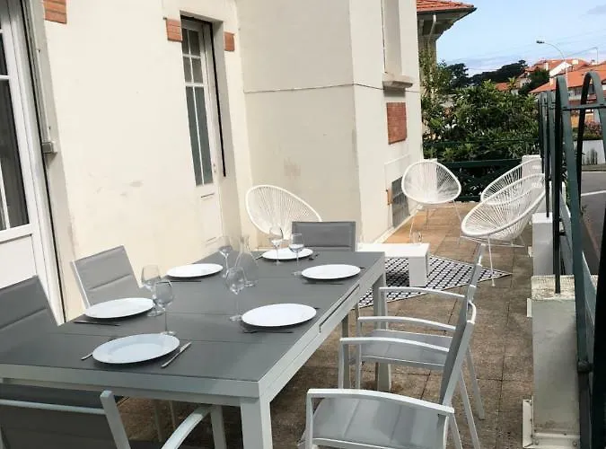 Ambassade De Bourgogne Otel *