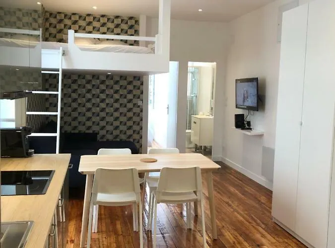 Ambassade De Bourgogne Otel *