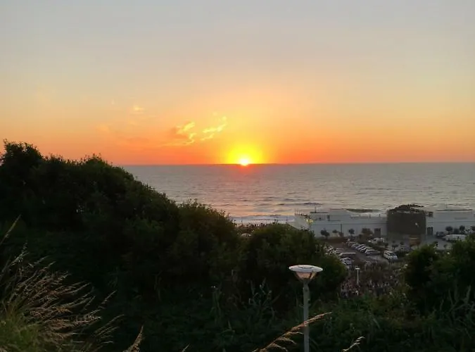 Ambassade De Bourgogne *